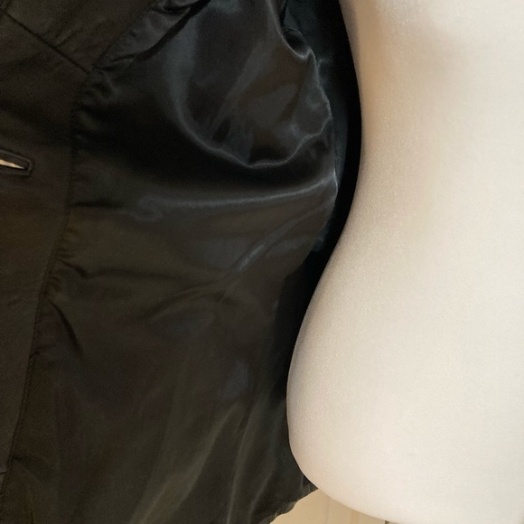 EUC Nine West Leather Jacket Size Medium - Picture 8 of 11